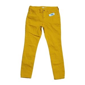 NWT Old Navy Rockstar Pants
